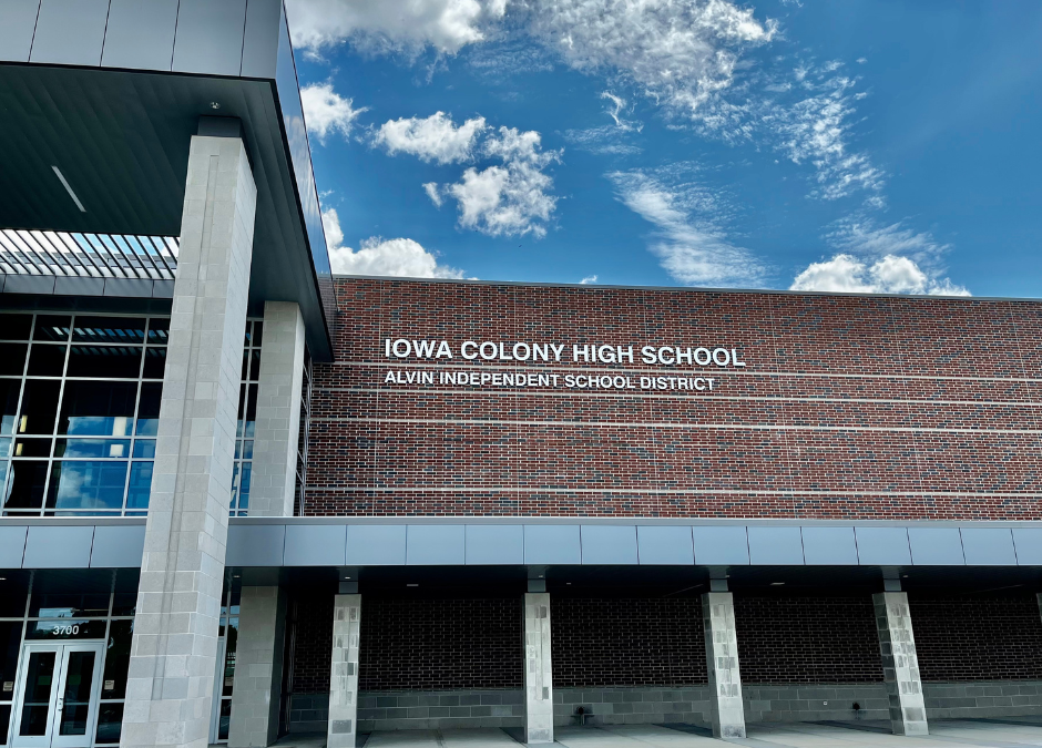 Iowa Colony High School